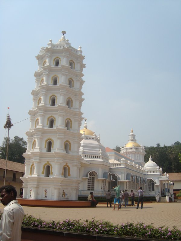 Shri Manguesh Devasthan Hindu Temple