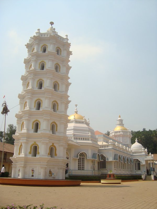 Shri Manguesh Devasthan Temple