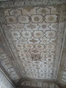 Jahangiri Mahal (Jahangir's Palace) - Ceiling
