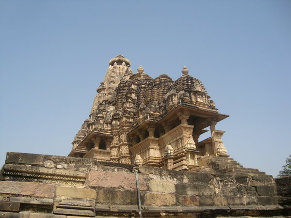  Nandi Shrine