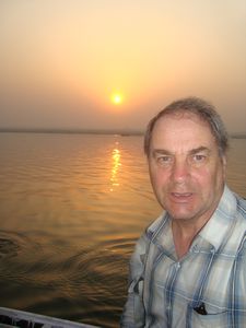 D Sunrise on Ganges (with flash)