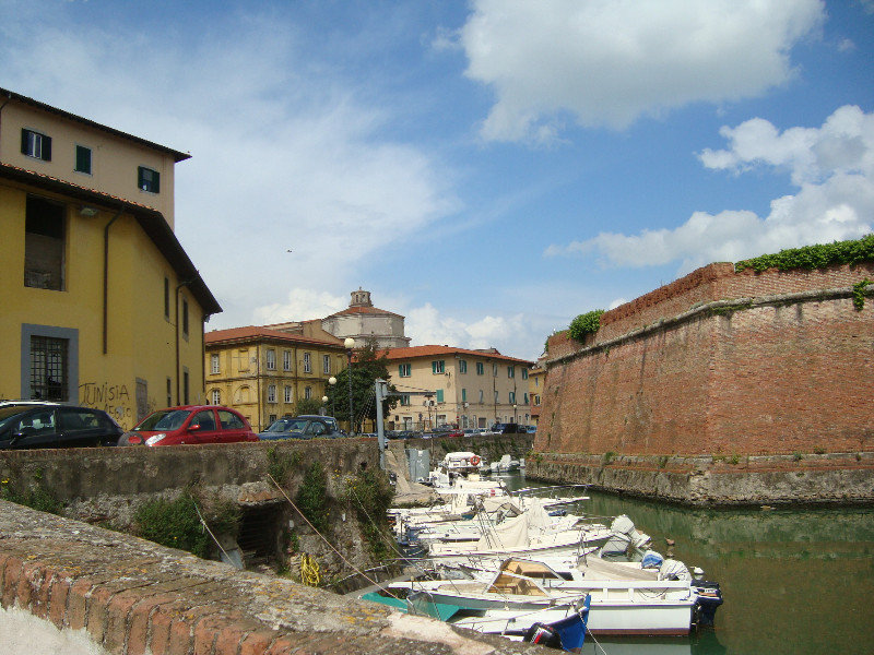  Fortezza Vecchia and the Canals