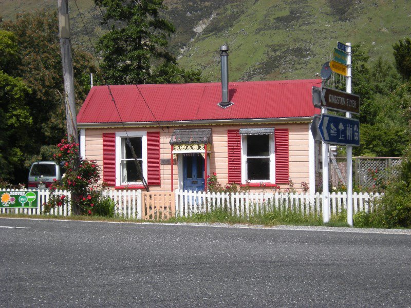 77.  John's Joint - Chocolate Box House - Southern Scenic Drive