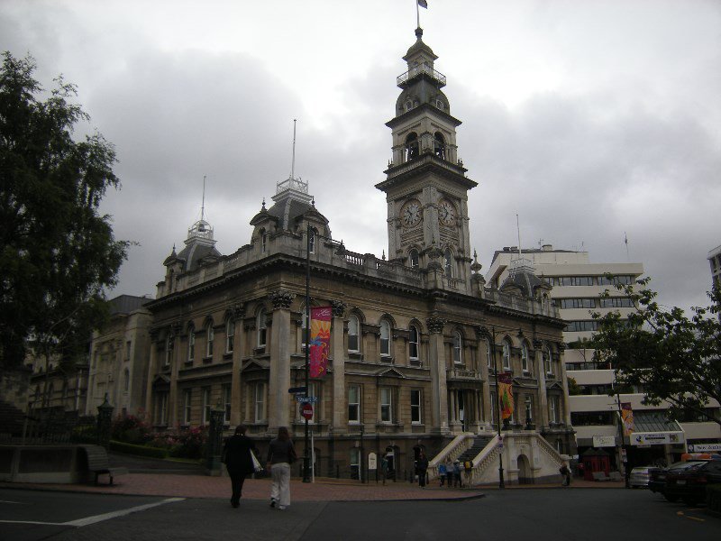 13. Dunedin Municipal Chambers (Town Hall)