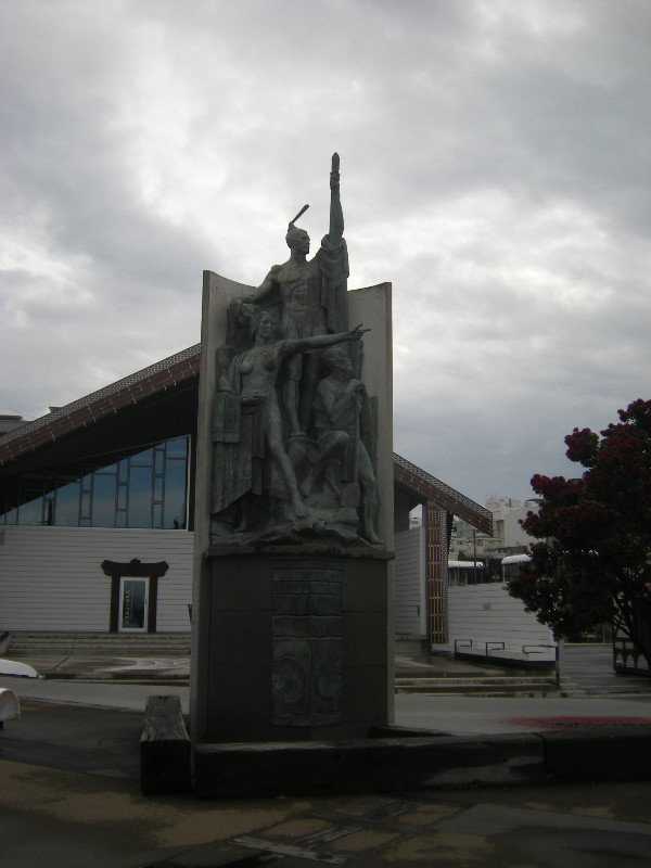 17. Kupe Group Statue, Wellington