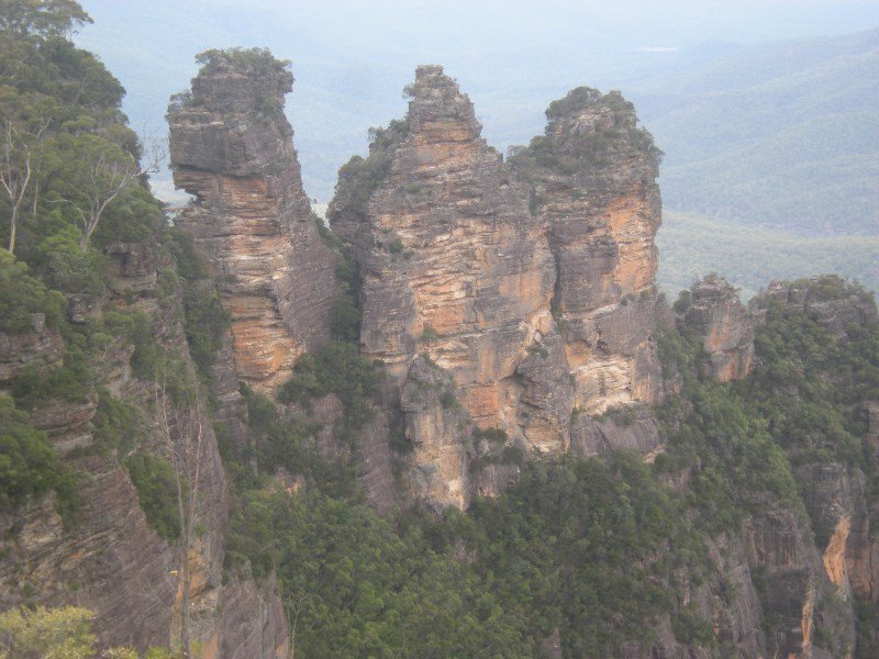 21. The 3 Sisters from Echo Point