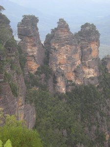 22. The 3 Sisters from Echo Point