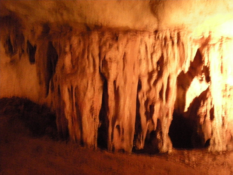 15. Columns in Alexandra Cave