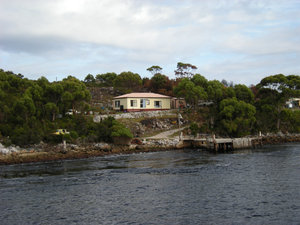 16.  Holiday Homes in Macquarie Harbour