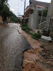 Unwetter in Taganga - und überflutete Straßen