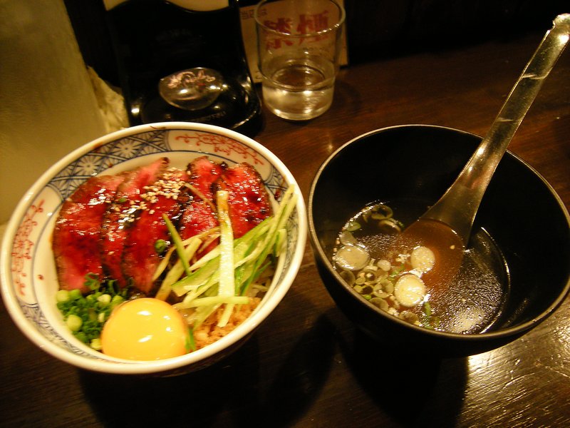 un bon plat de boeuf à Takayama