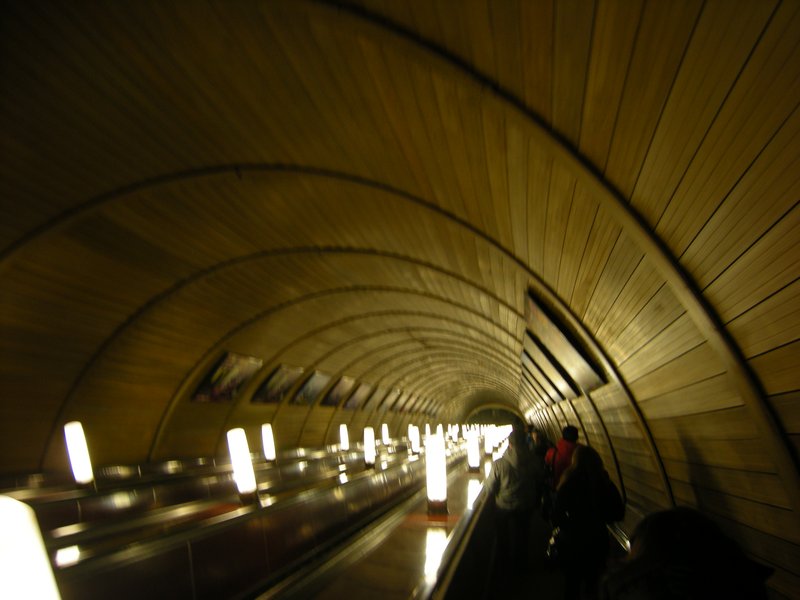Descente dans le métro - Moscou