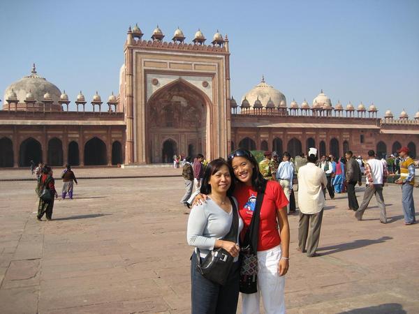 At the impressive mosque at Fatepur Sikri