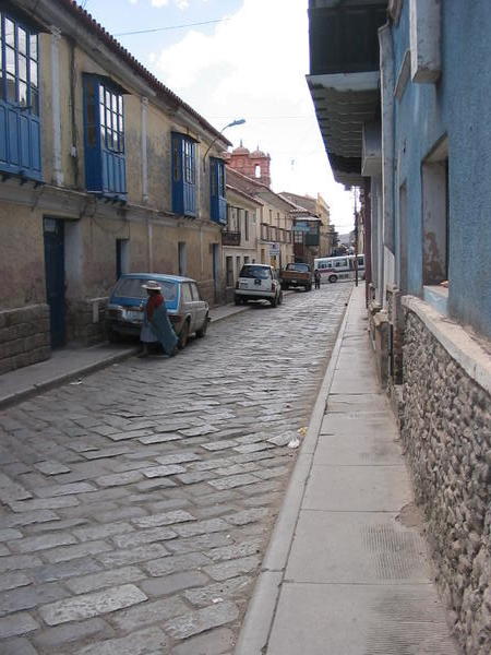 Narrow Potosi street