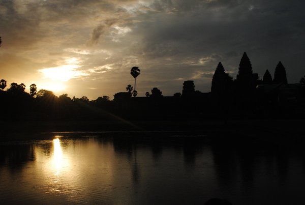 Angkor Wat al amanecer