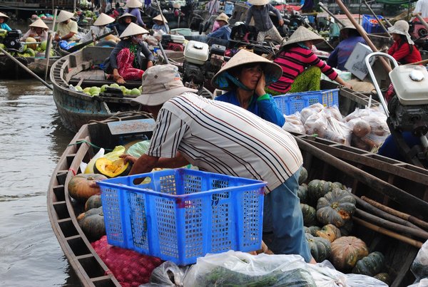 Mercado minorista de Phong Dien