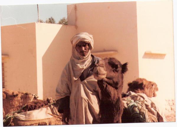 Camel herder photo which cost 3 dinars caused an argument and drew a crowd of about 70 people.