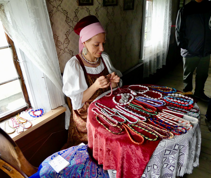Traditional bead making using crochet techniques