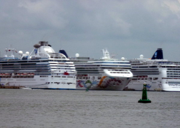 3 Cruise Ships at Pier