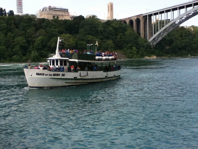 On the Maid of the Mist (2)