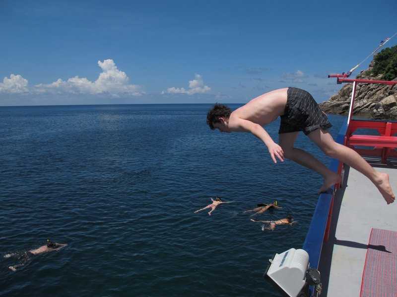 diving in off the boat