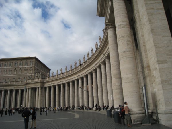 St Peter's square columns