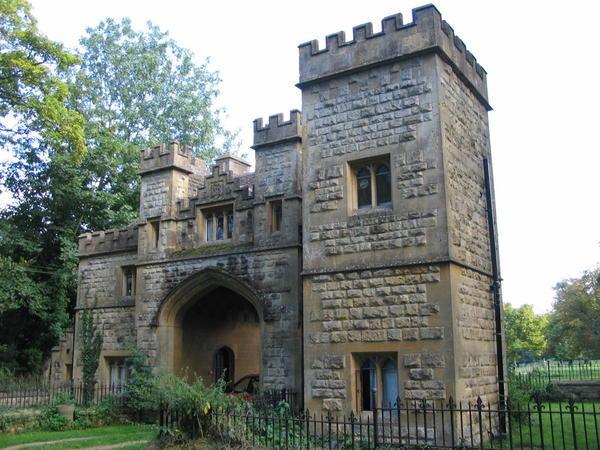 Sudanley Castle gate