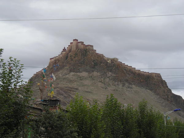 Gyantse Dzong from Pelkor