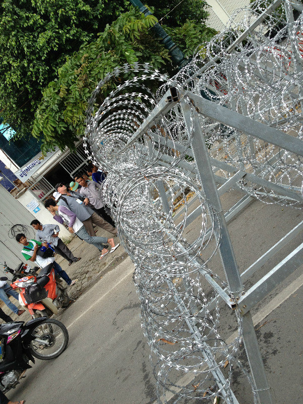 Serpentine Wire
