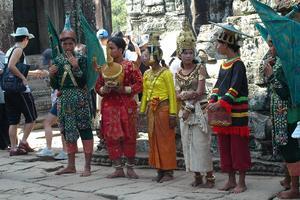 locals performing for the tourists