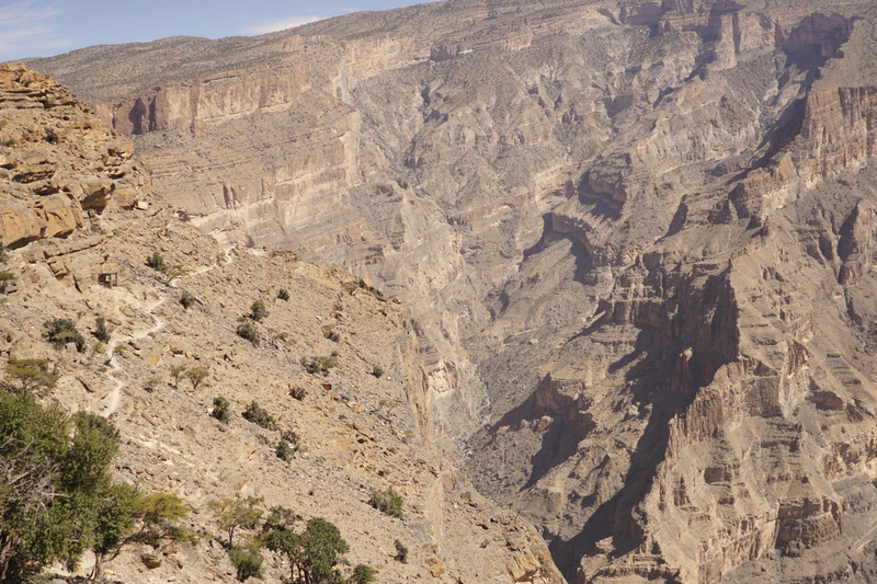Blick in den Wadi Ghul, links der Pfad