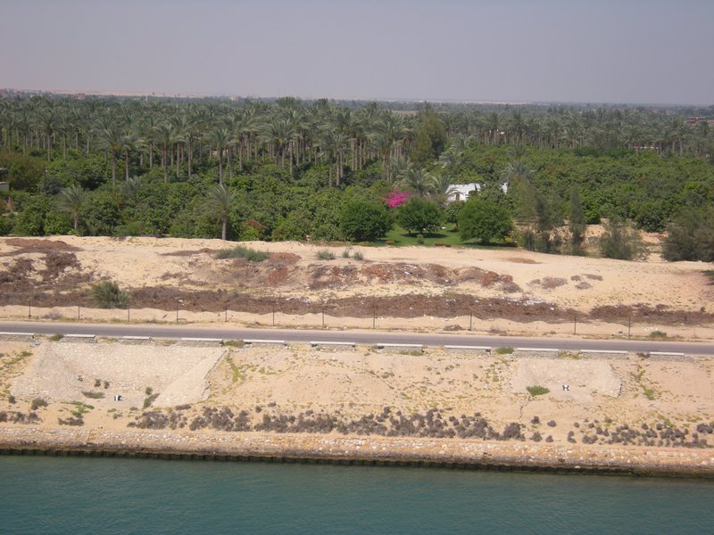 west bank of the Suez