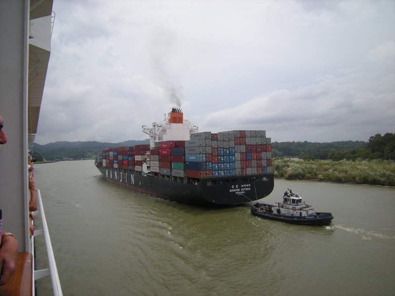 traffic in the Panama Canal