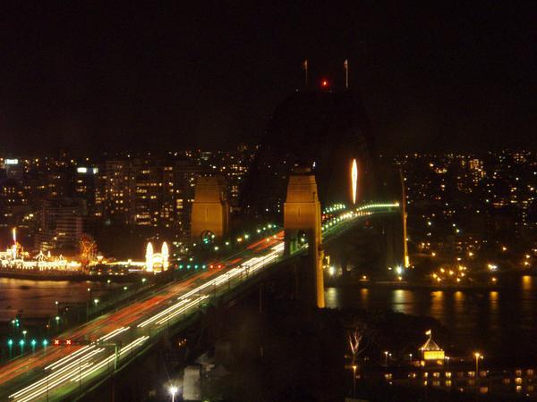 sydney bridge by night