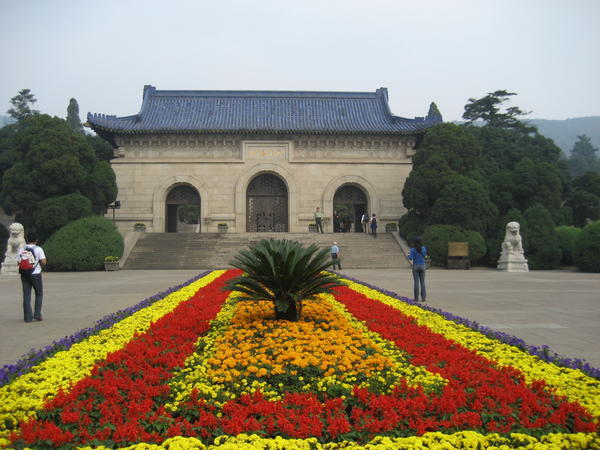 Dr. Sun Yat-Sen's Mausoleum 1