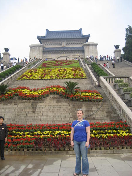 Dr. Sun Yat-Sen's Mausoleum 2