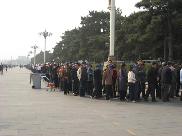 The queue to visit The Chairman