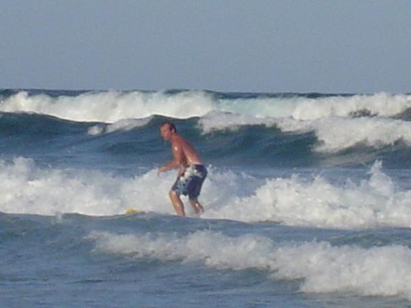 Chris on the wave... teaching Anto or showing off???