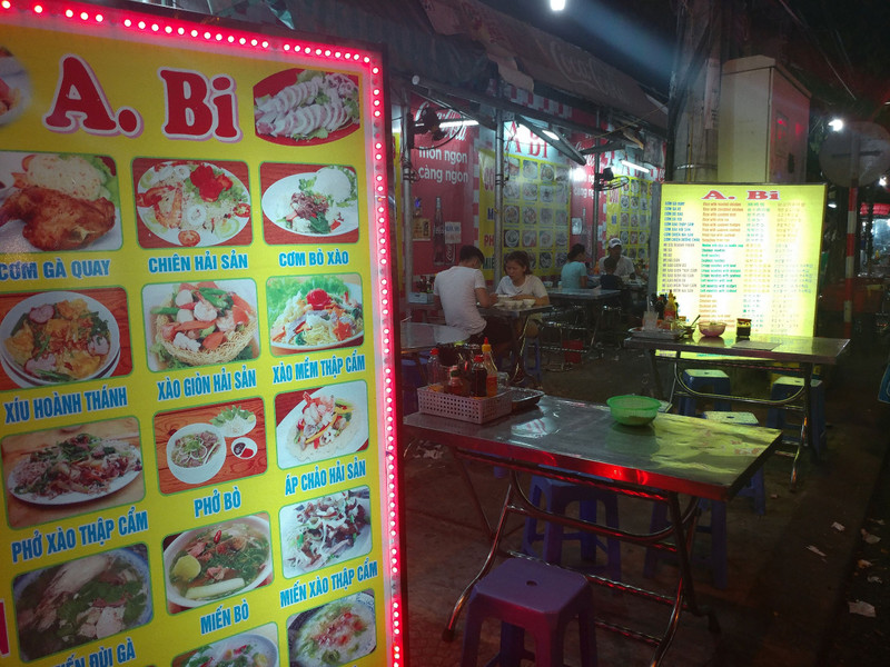 night canteen on the street