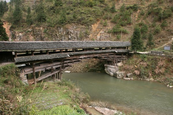 bridge in Weijiang