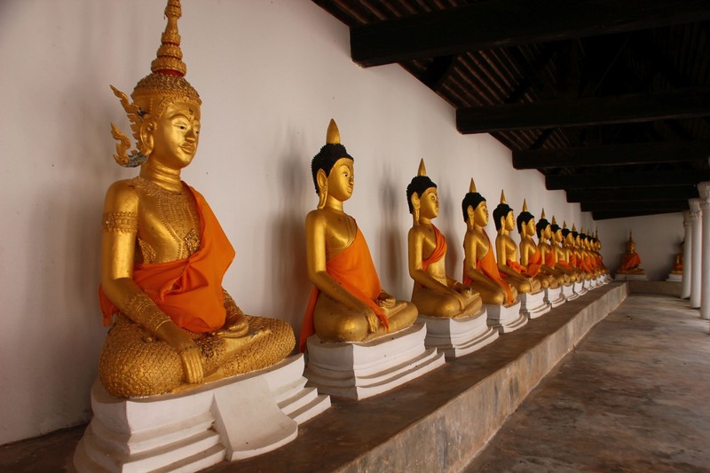 108 buddha images