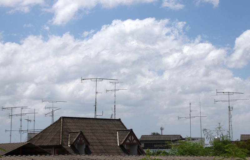 antenna skyline