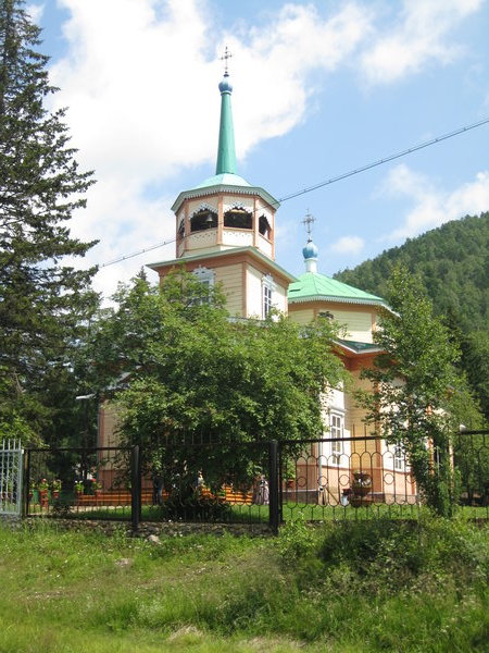Listvyanka Church