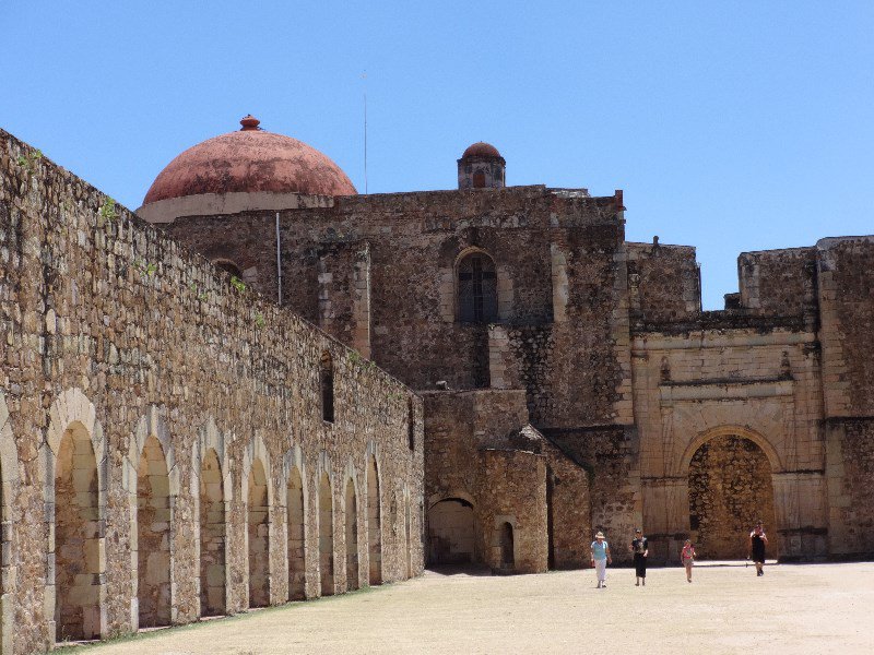Otra Vista al Ex-Convento de Cuilapam de Guerrero
