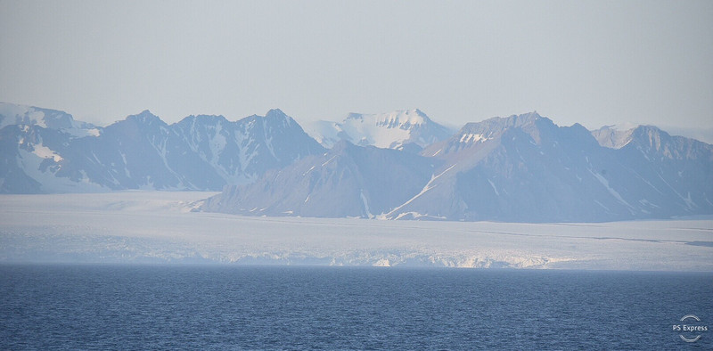 First views of Svalbard.