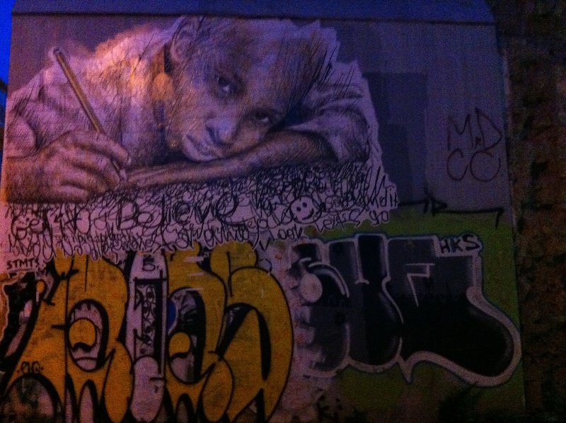 Graffiti on Sarri St