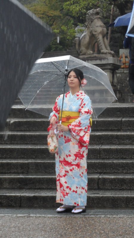 Young woman at Kiyomizu-dera Temple