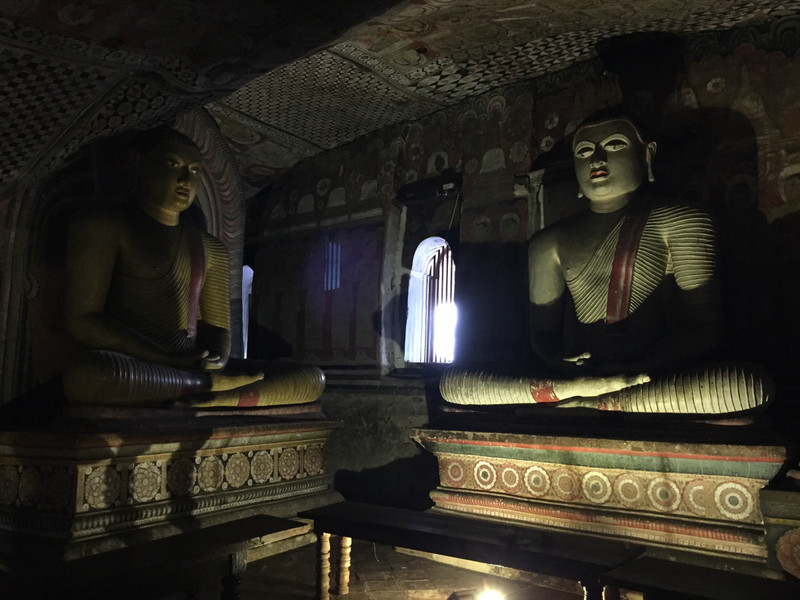 Buddhas inside Dambulla Cave Temples