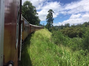 Train from Ella to Colombo