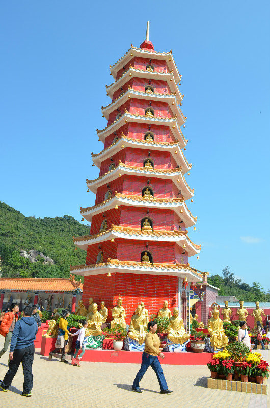 10,000 Buddha Monastery 